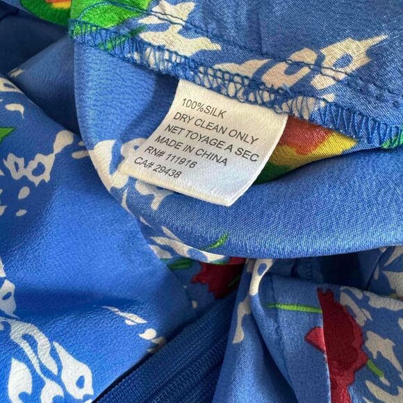 Yumi‎ Kim Blue Floral Pattern 100% Silk Button Front Romper Size Small - Picture 6 of 10